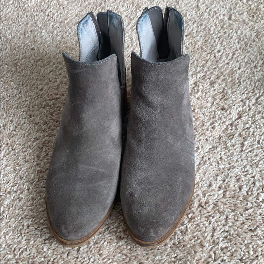 Steve Madden Gray Booties